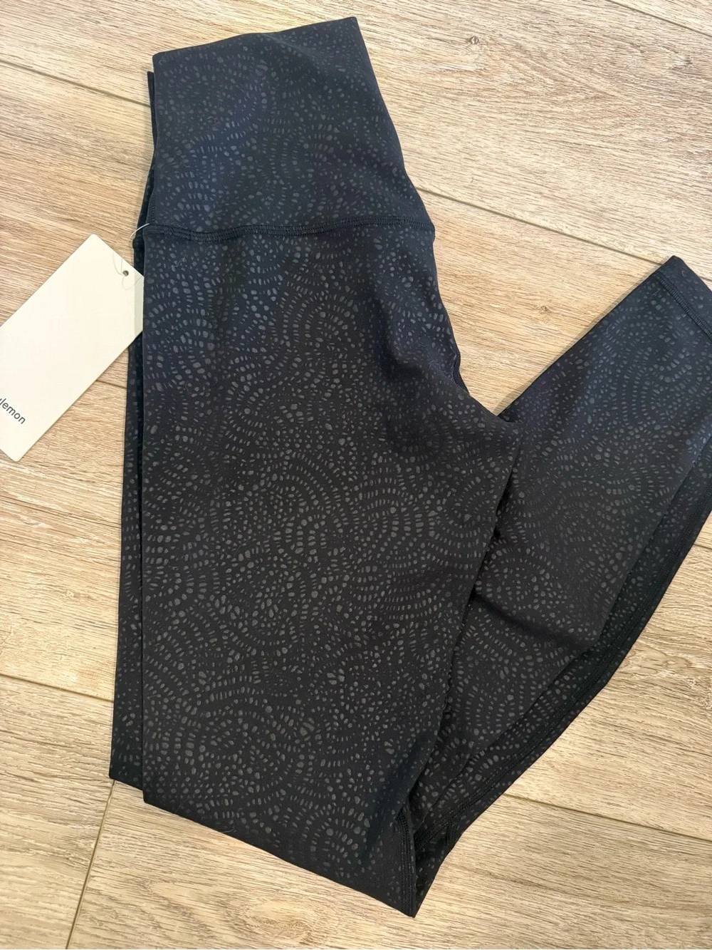 NWT Lululemon align leggings size 6